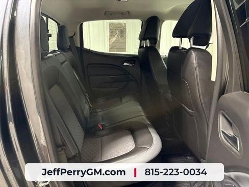 Used 2017 Chevrolet Colorado Z71 AWD/4WD image 26