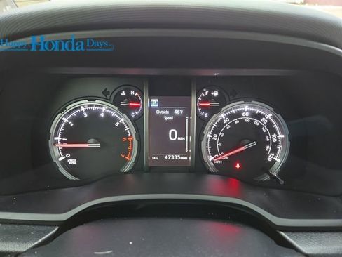 Used 2021 Toyota 4Runner Limited image 20