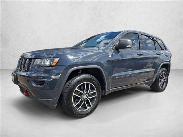 Used 2017 Jeep Grand Cherokee Trailhawk AWD/4WD image 3