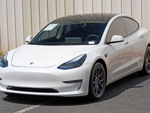 Used 2022 Tesla Model 3 Long Range AWD/4WD image 50