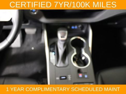 Used 2022 Toyota Highlander XSE FWD image 29