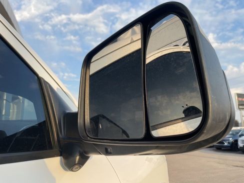 Used 2019 RAM 2500 Laramie w/ Night Edition image 17