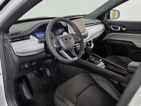 New 2026 Jeep Compass Limited image 13