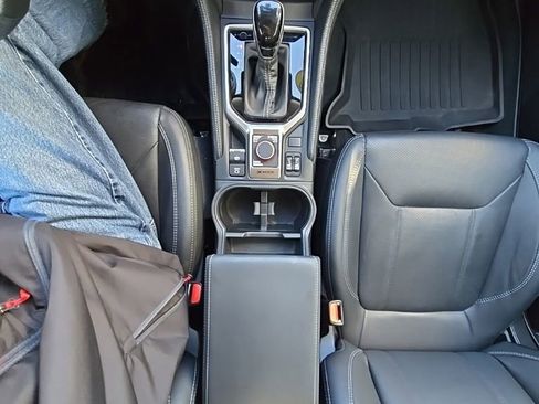 Used 2023 Subaru Forester Limited image 26