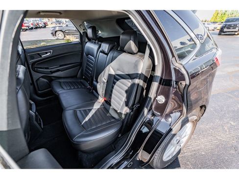 Used 2024 Ford Edge SEL image 22