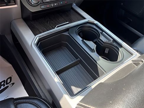 Used 2021 Ford F250 Lariat w/ Lariat Ultimate Package image 17