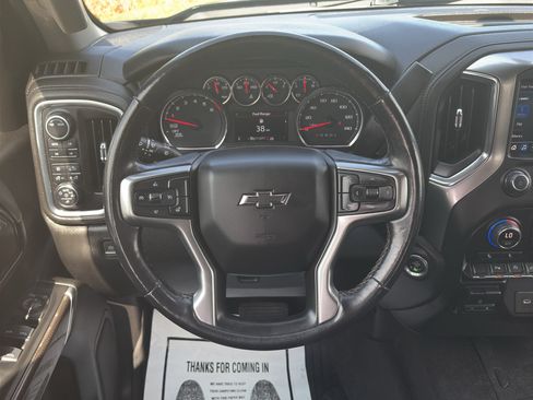 Used 2022 Chevrolet Silverado 1500 RST AWD/4WD image 16