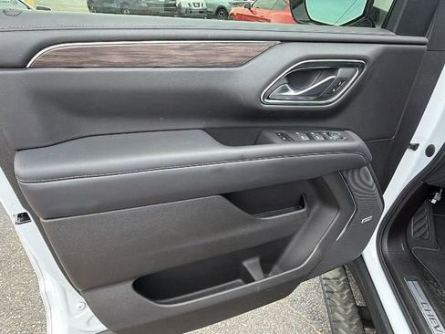 Used 2021 Chevrolet Tahoe Z71 w/ Luxury Package image 11