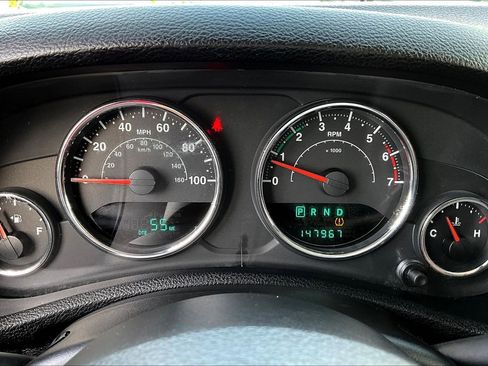 Used 2011 Jeep Wrangler Unlimited Sport w/ Mopar Chrome Edition Group image 13