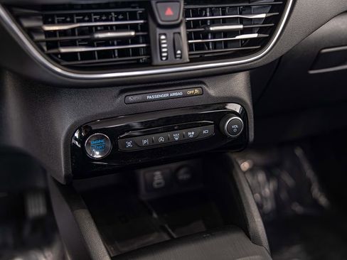 Used 2024 Ford Escape Platinum AWD/4WD image 28