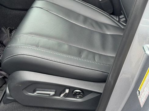 Certified 2026 Acura MDX SH-AWD w/ Technology Package image 14