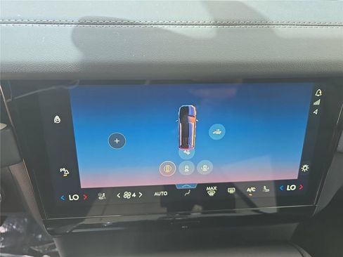 New 2027 Lincoln Navigator Premiere RWD image 21