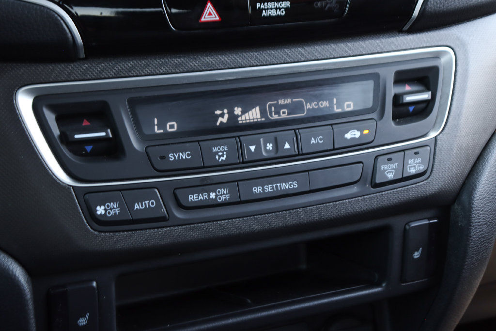 Used 2025 Honda Ridgeline TrailSport image 32