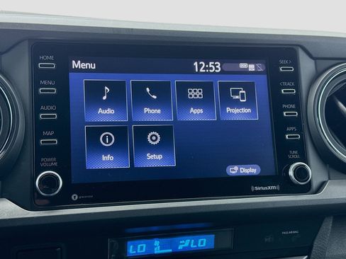 Used 2021 Toyota Tacoma TRD Off-Road w/ Technology Package image 9