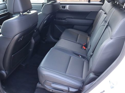 Used 2026 Hyundai Santa Fe SEL AWD/4WD image 5