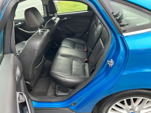 Used 2012 Ford Focus SEL FWD image 13