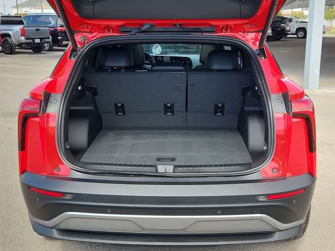 Used 2024 Chevrolet Blazer EV LT image 23