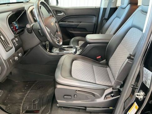 Used 2022 Chevrolet Colorado Z71 image 4