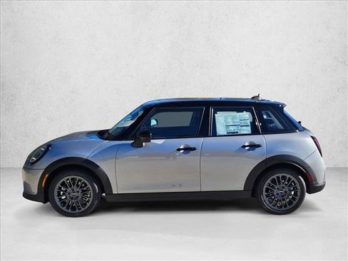 New 2026 MINI Cooper 4-Door Hardtop image 8
