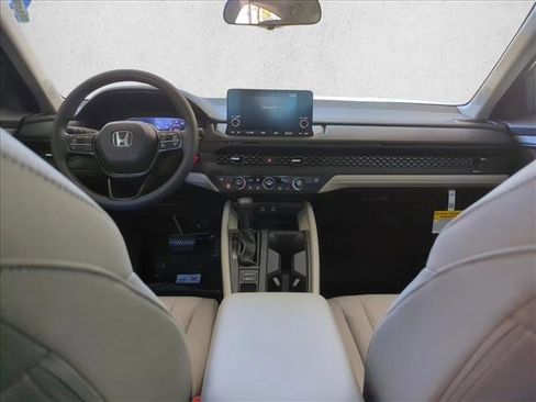 Used 2024 Honda Accord EX image 15