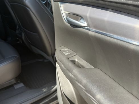 Used 2023 Cadillac XT5 Luxury image 42