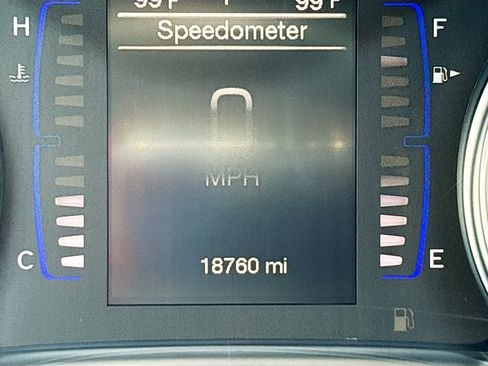 Used 2016 Chrysler 200 Limited w/ Anniversary Edition FWD image 14