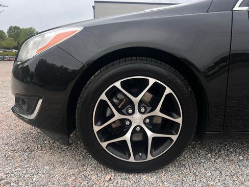 Used 2017 Buick Regal Premium w/ Driver Confidence Package #1 image 9