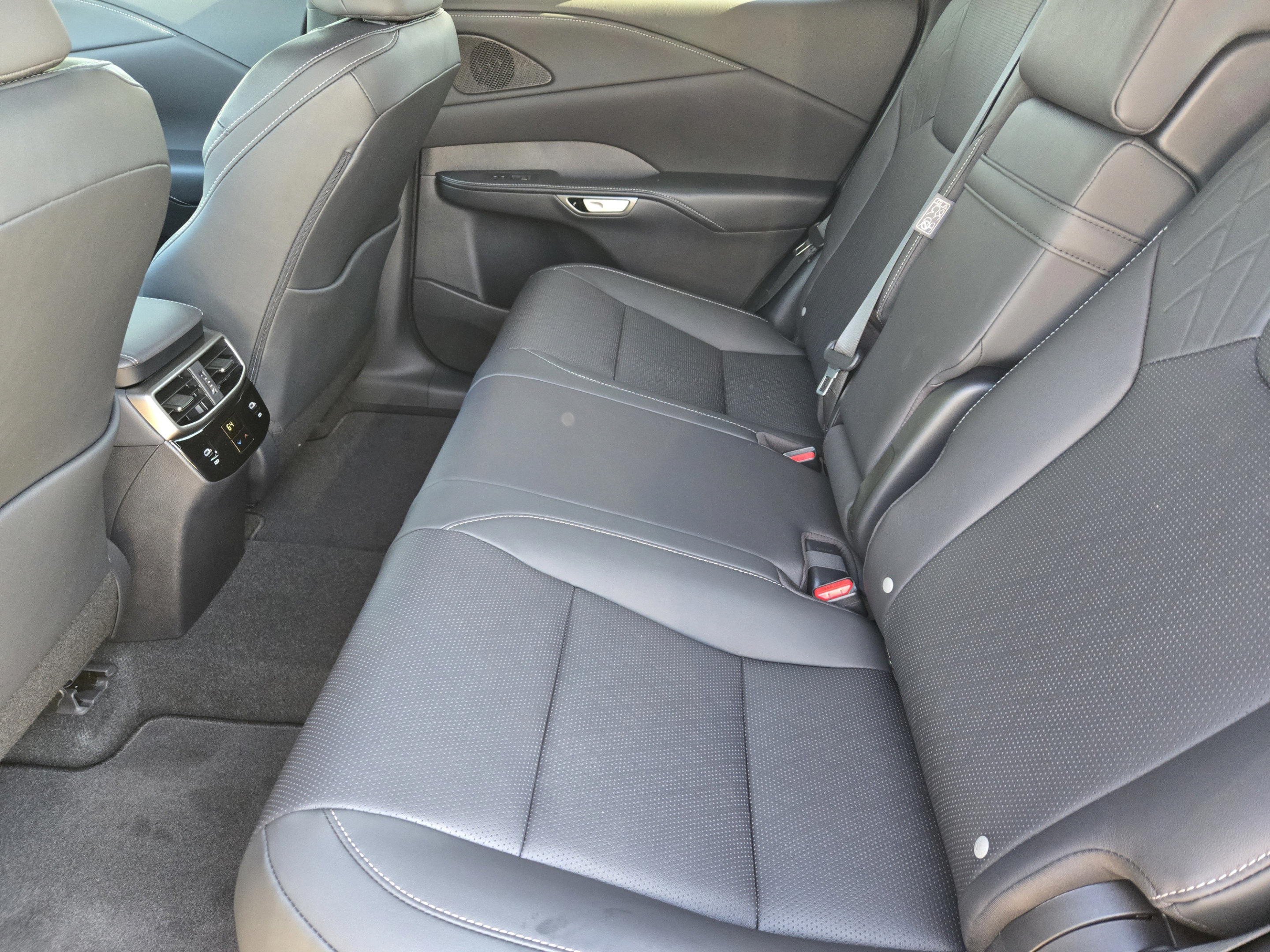 New 2026 Lexus RX 350 w/ Convenience Package AWD/4WD image 18