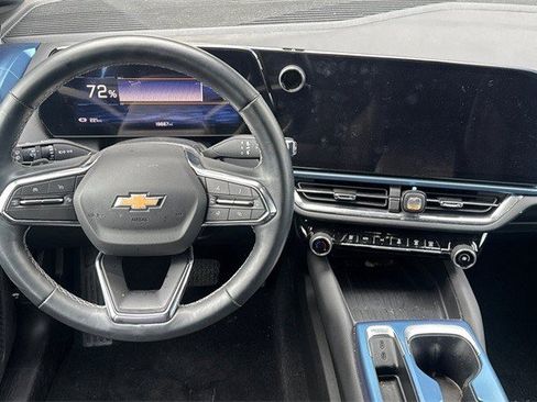 Certified 2024 Chevrolet Equinox EV LT image 16