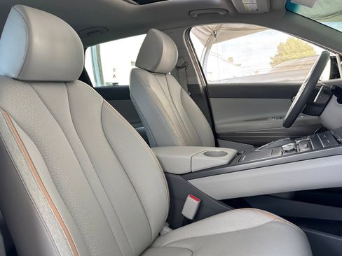 Used 2019 Hyundai Nexo Limited image 32