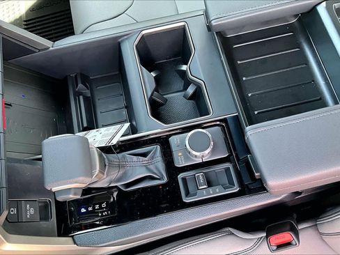 New 2026 Toyota Tundra SR5 AWD/4WD image 7