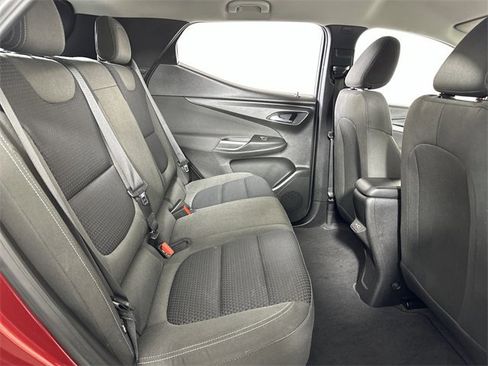 Used 2022 Chevrolet Bolt EUV LT w/ Comfort Package image 28