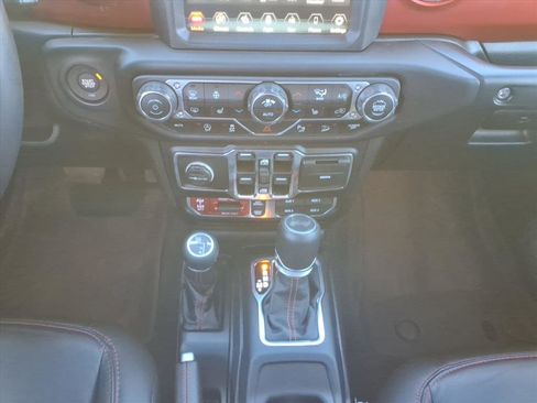 Used 2021 Jeep Wrangler Unlimited Rubicon image 20