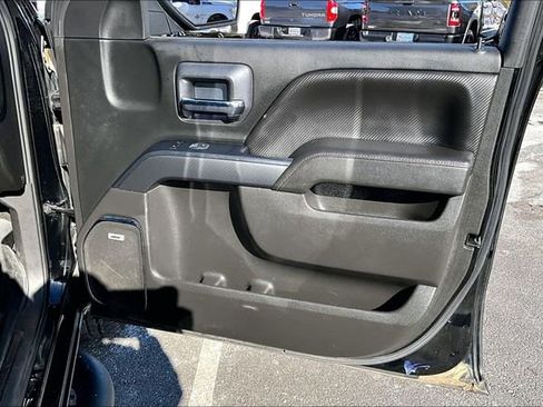 Used 2018 GMC Sierra 1500 SLT w/ Black Pack image 21