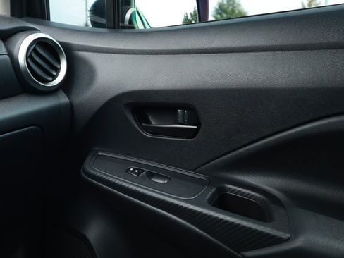 Used 2022 Nissan Versa S FWD image 22