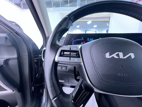 Used 2025 Kia Telluride S FWD image 20