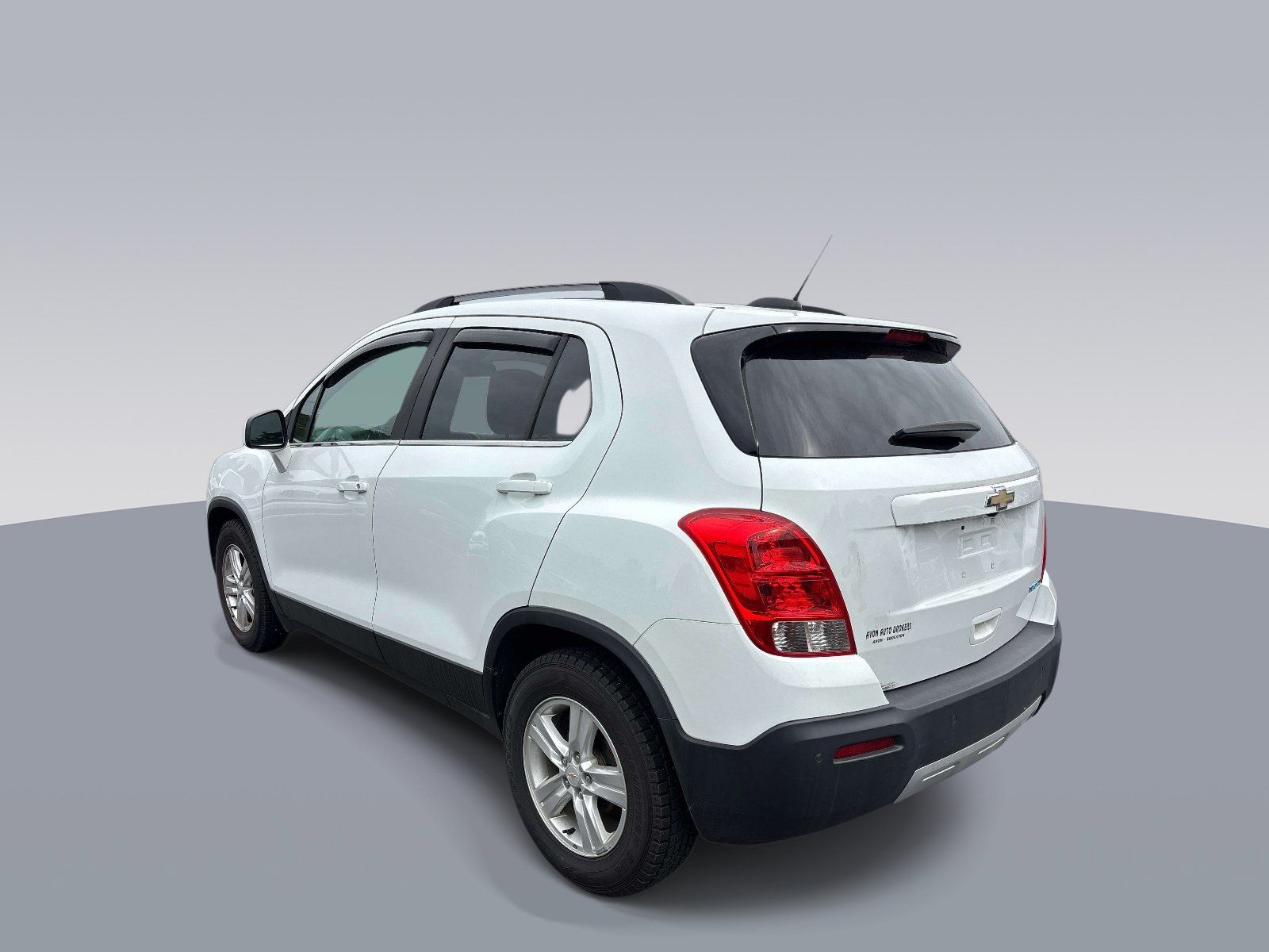 Used 2016 Chevrolet Trax LT w/ LT Convenience Package FWD image 4