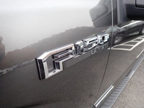 Used 2018 Ford F150 Lariat w/ Equipment Group 502A Luxury image 13