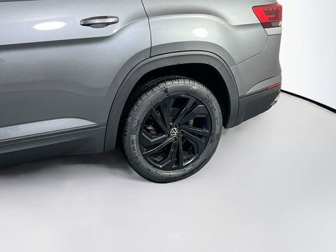 Used 2022 Volkswagen Atlas SE image 31