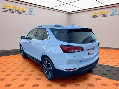 Used 2024 Chevrolet Equinox Premier AWD/4WD image 3