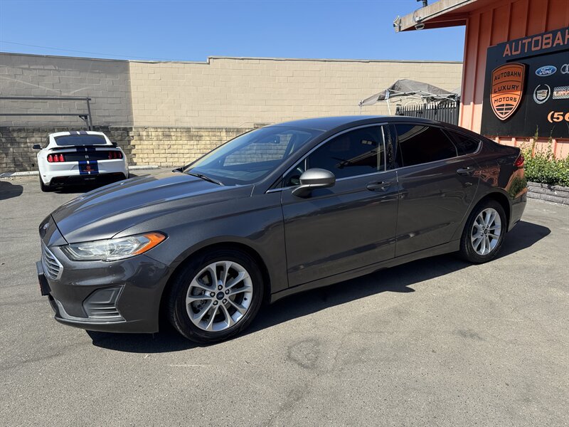 Used 2019 Ford Fusion SE FWD image 7