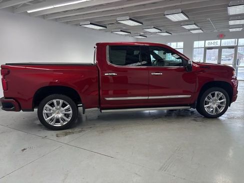 Used 2024 Chevrolet Silverado 1500 High Country w/ High Country Premium Package image 16