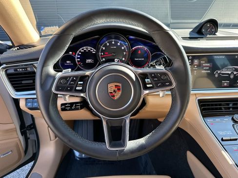 Used 2018 Porsche Panamera 4 AWD/4WD image 12