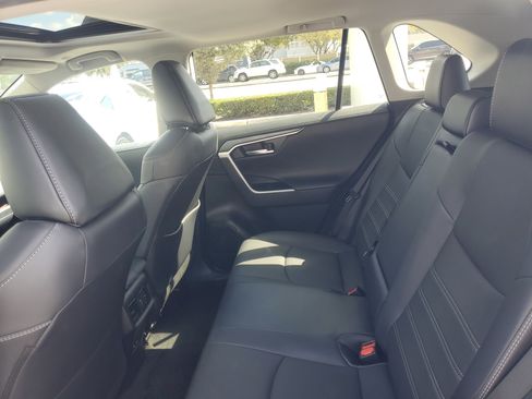 Used 2024 Toyota RAV4 Limited image 12