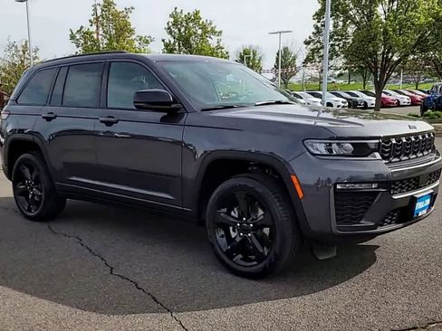 New 2026 Jeep Grand Cherokee Limited AWD/4WD image 2