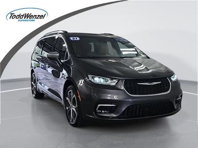 Used 2021 Chrysler Pacifica Pinnacle
