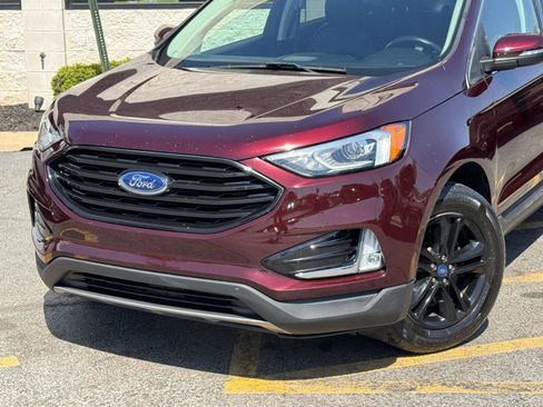 Used 2019 Ford Edge SEL w/ Equipment Group 201A AWD/4WD image 3