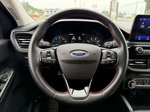 Used 2022 Ford Escape SEL w/ SEL Stealth AWD Package image 23