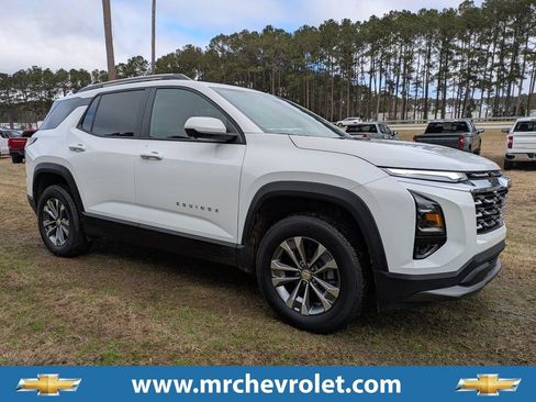 New 2026 Chevrolet Equinox LT w/ Convenience Package II image 1