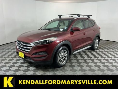 Used 2017 Hyundai Tucson SE image 1